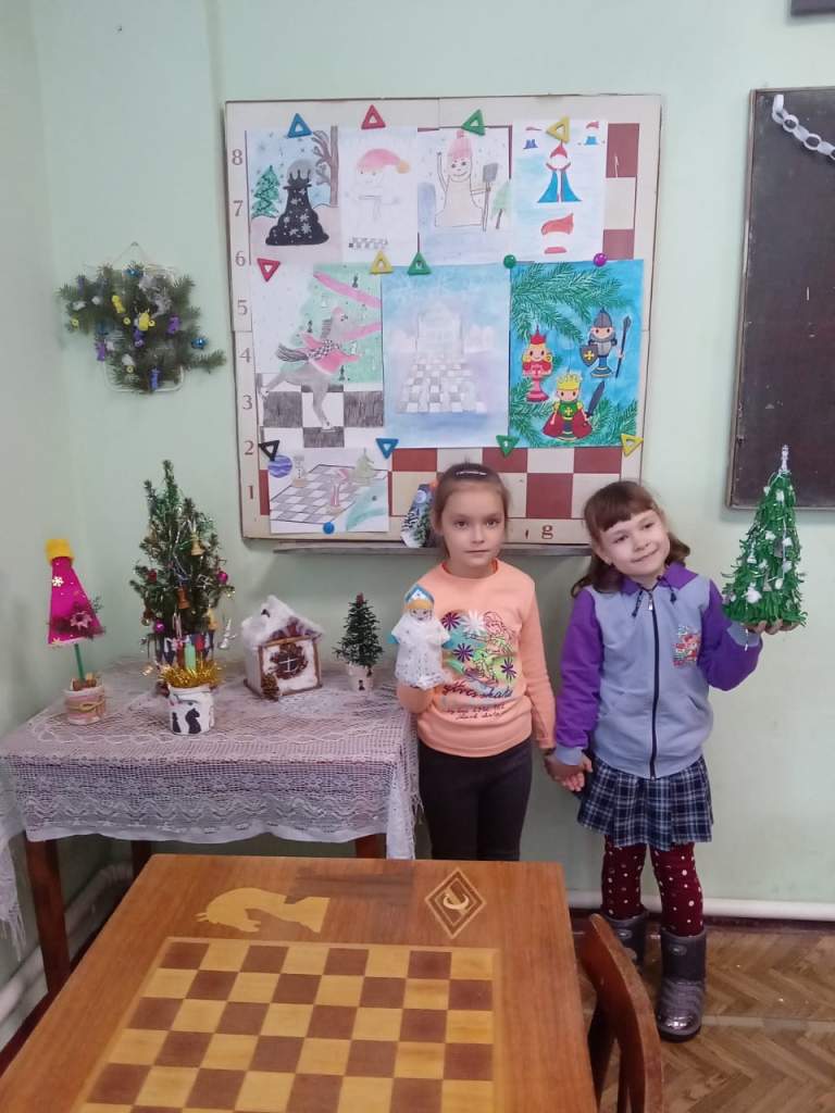 В Миллеровском районе прошел конкурс рисунков «Зимние шахматы»