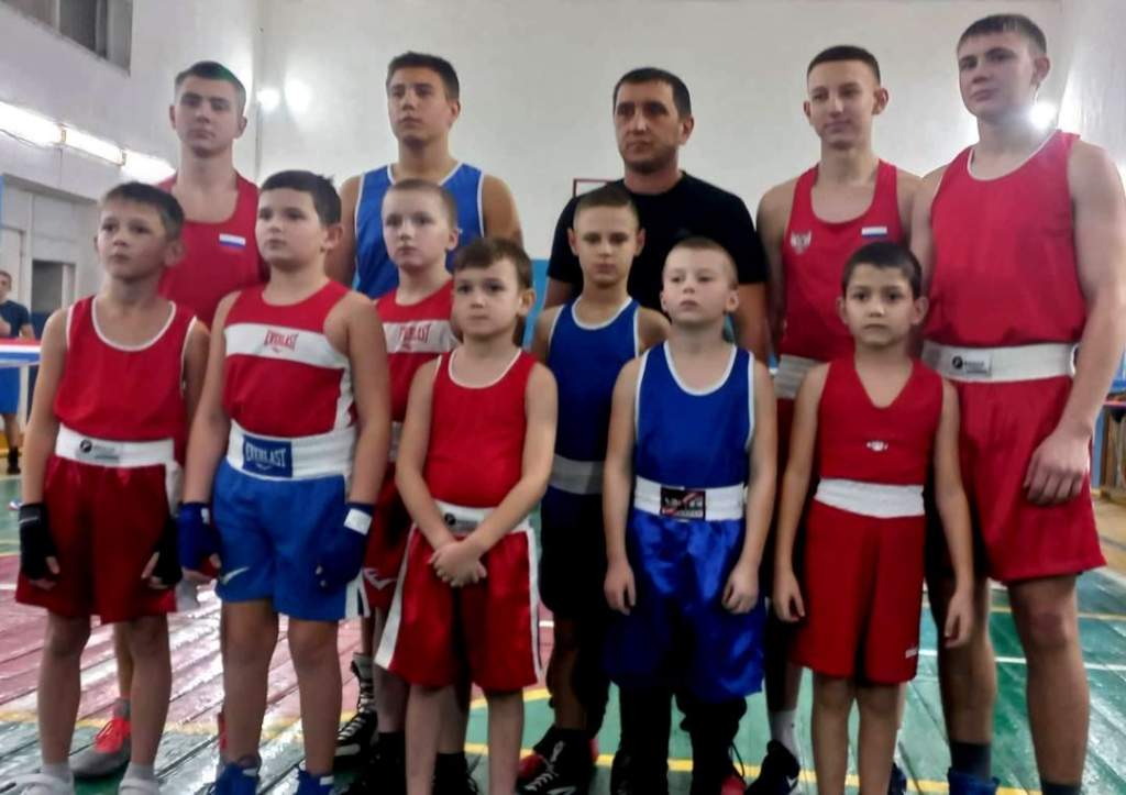 Состоялась матчевая встреча по боксу между каменскими боксерскими клубами и клубом «Патриот» из Миллерово