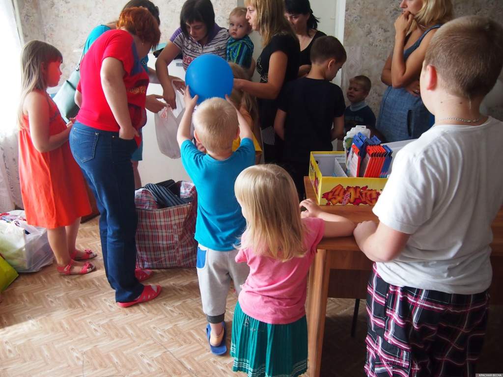 В Ростовскую область через границу с РФ за сутки прибыли более 20,5 тысяч беженцев