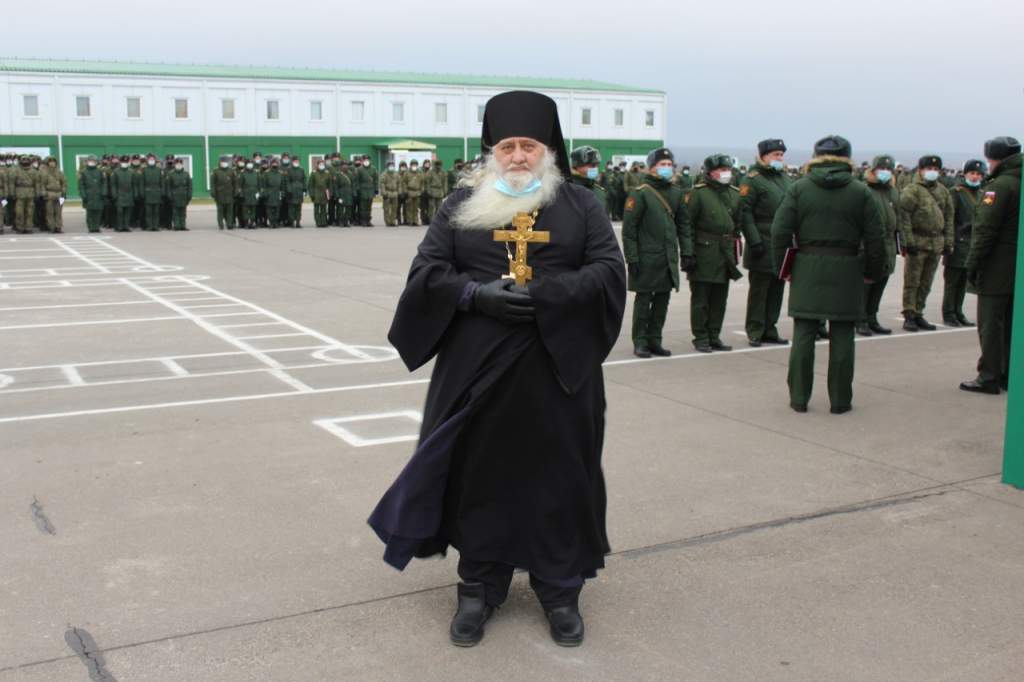 На Дону начнут готовить священников для армии России