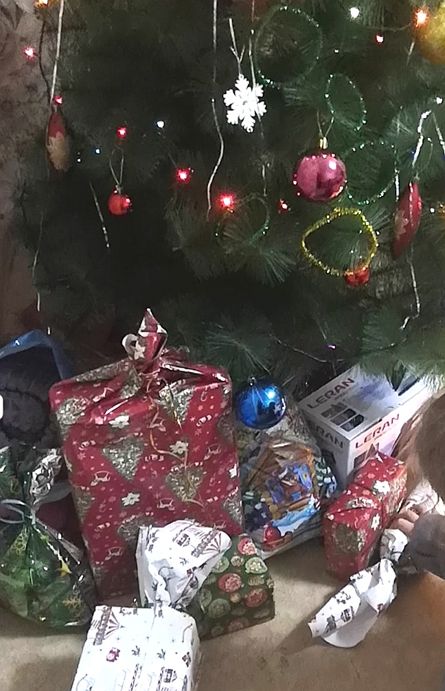 Подарок под новогодней елочкой: что выбирают миллеровцы