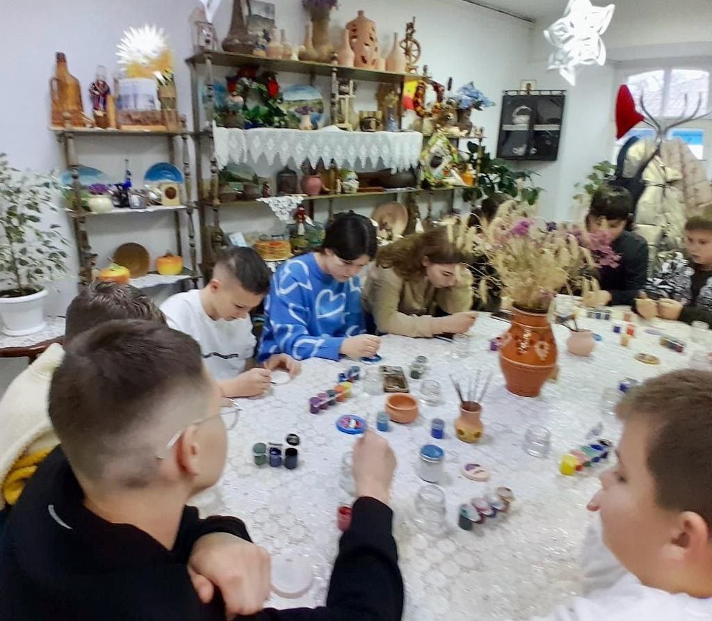Около 60 детей из семей участников СВО Миллеровского района побывали в музее-заповеднике М. А. Шолохова