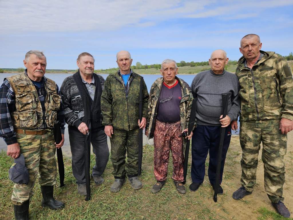 В память о Владимире Пятицком на пруду хутора Красная Заря прошел  рыболовный турнир - Наш край